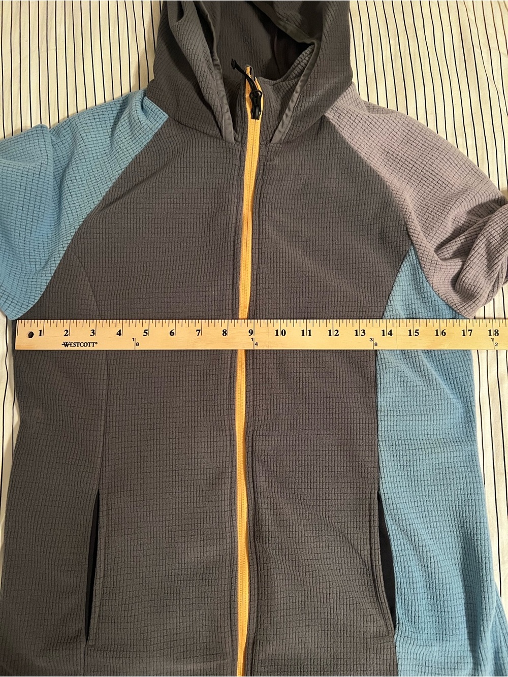 SkyGOAT CAMP Hooded Microgrid Fleece Jacket | Size S 🏔️ - Picture 14 of 14